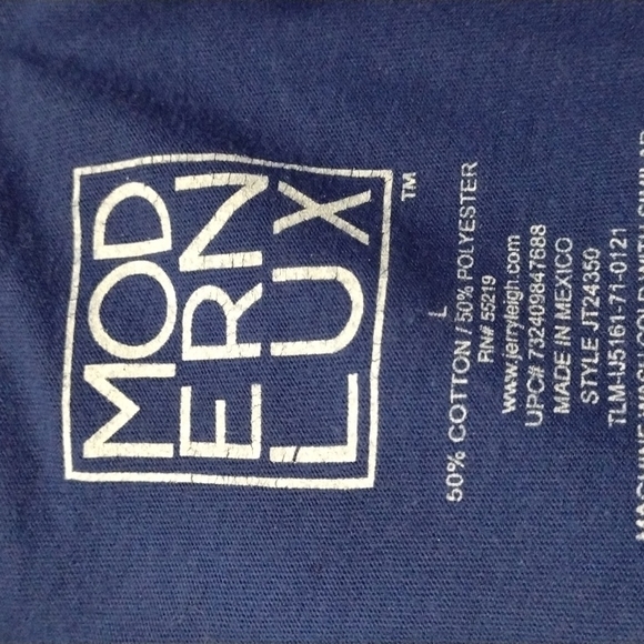 Weekend Tee - Picture 3 of 3